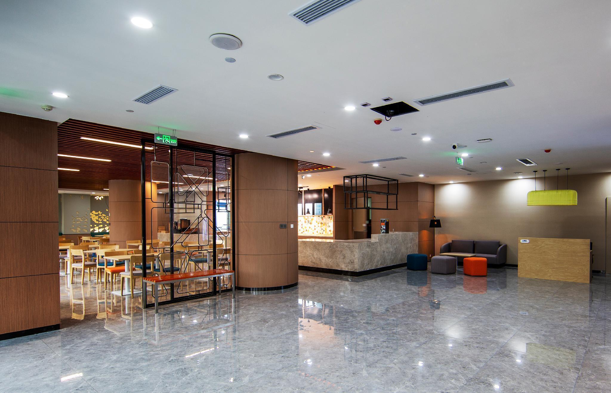 Holiday Inn Express Jinan Jingshi Road, An Ihg Hotel Dış mekan fotoğraf